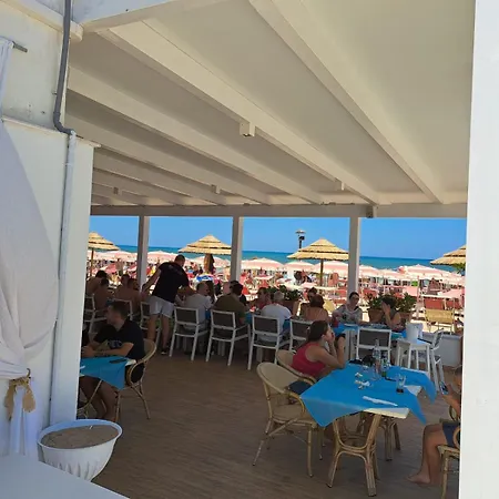 Diomedee On The Hotel Rodi Garganico
